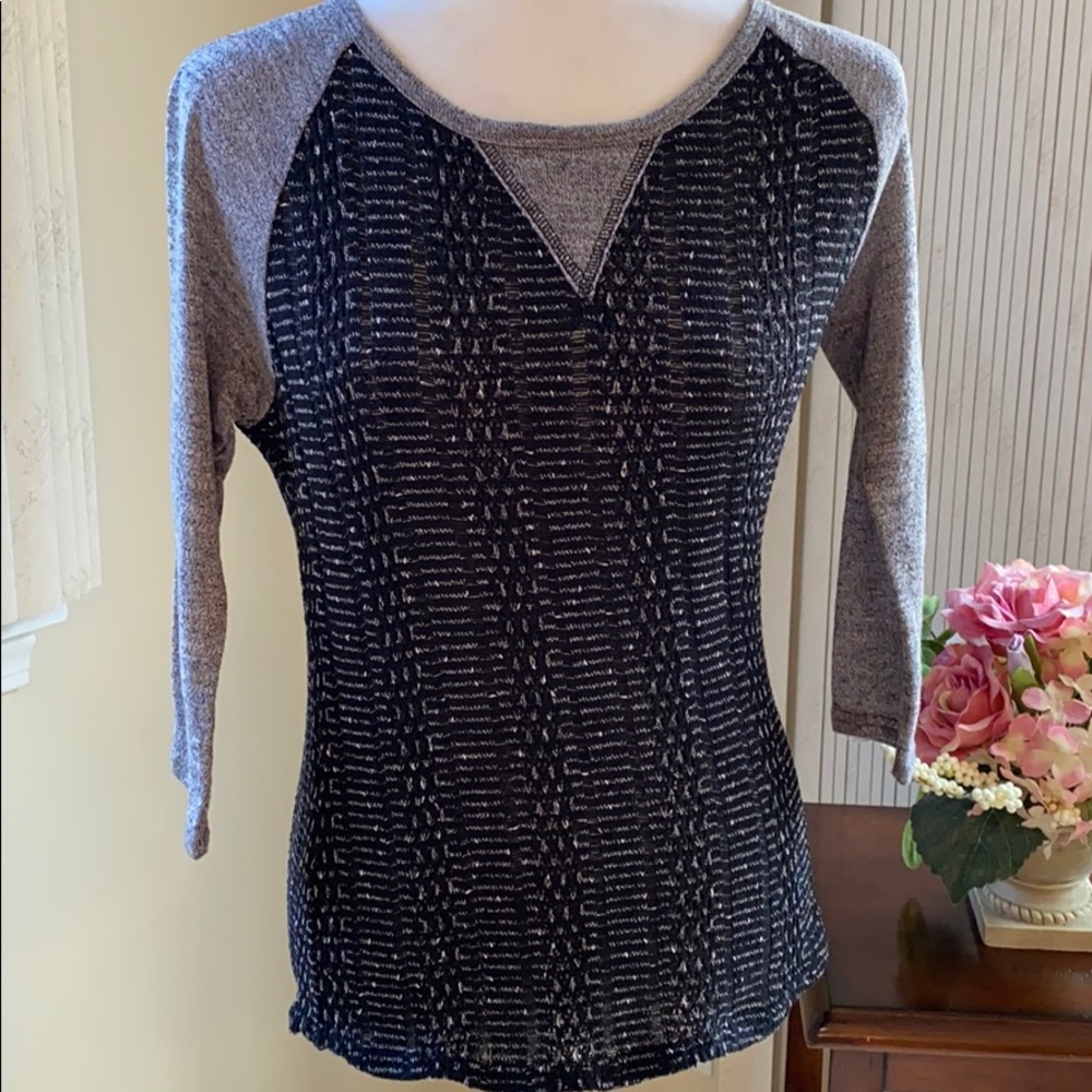 MISS ME KNIT TOP
